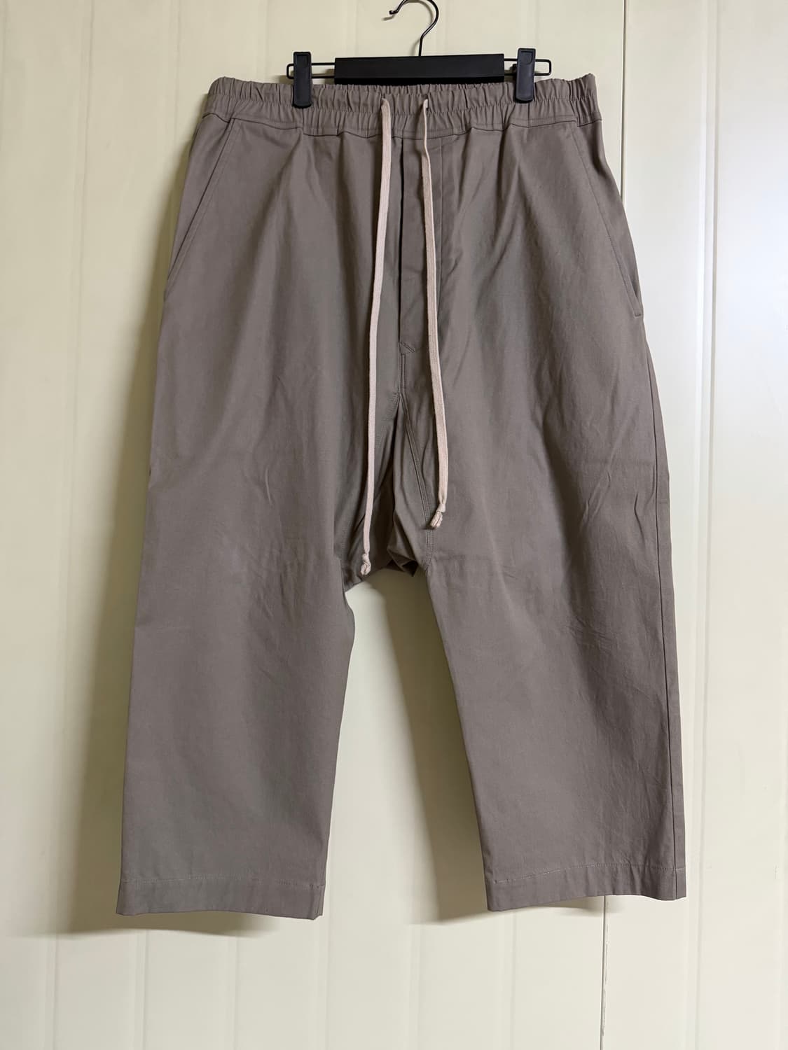 릭 오웬스(Rick Owens)의 드로우스트링 크롭 팬츠 50 상품이미지1