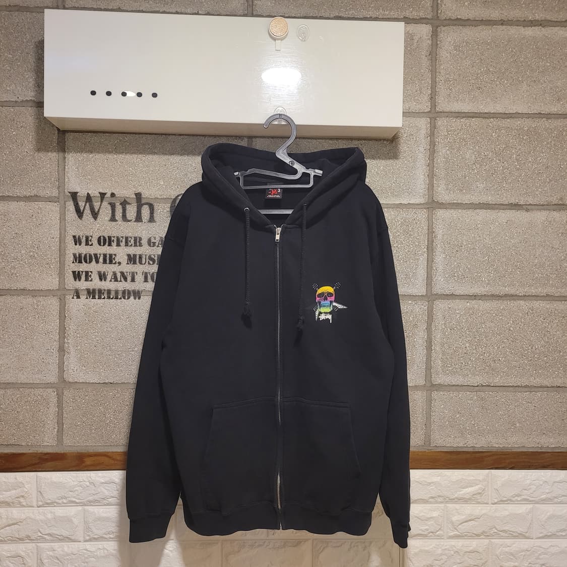 스투시 스컬 후드집업 M 상품이미지1