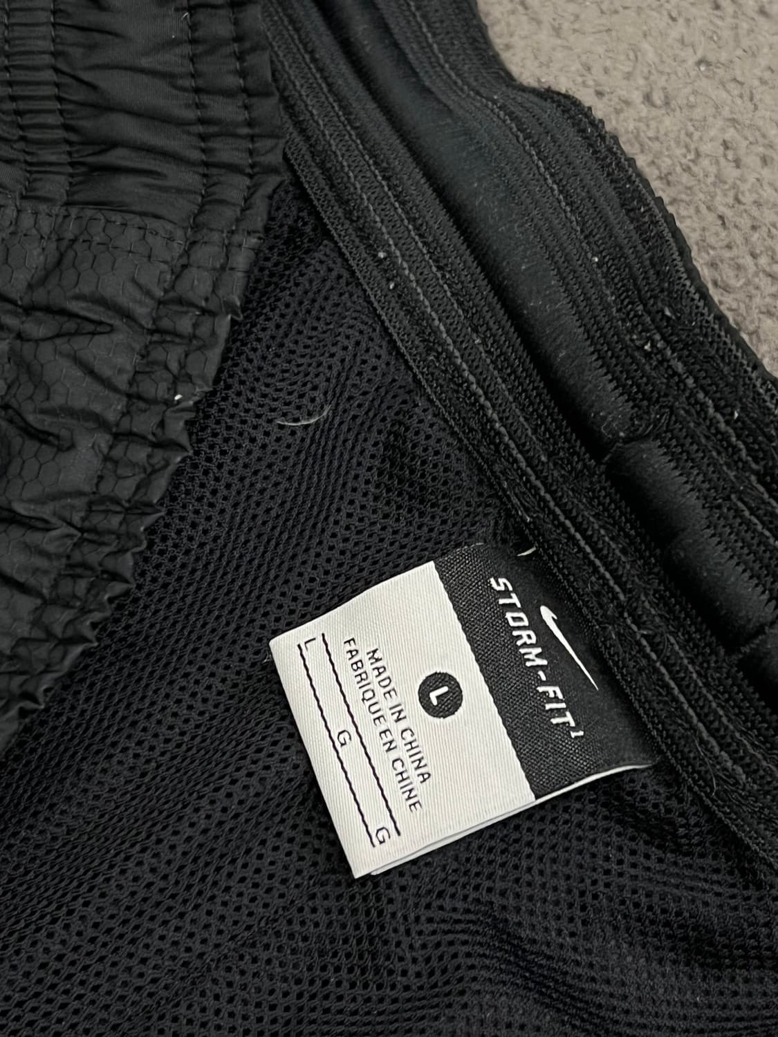 나이키 올드스쿨 토탈90 나일론 와이드 팬츠 처분  상품이미지3