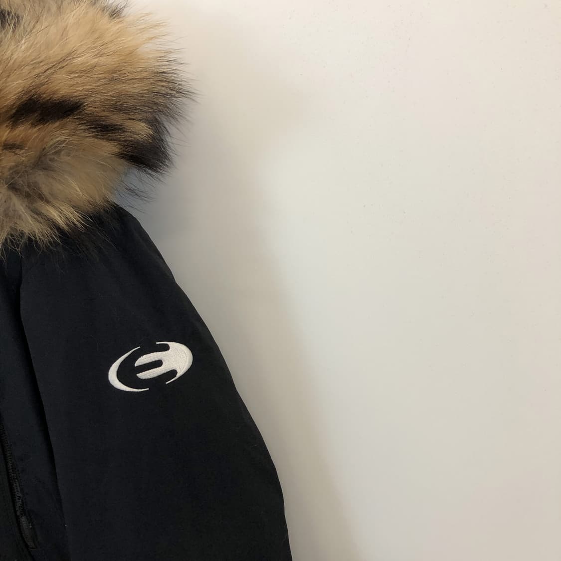 아이더 스투키 700다운필 파카 M 상품이미지2