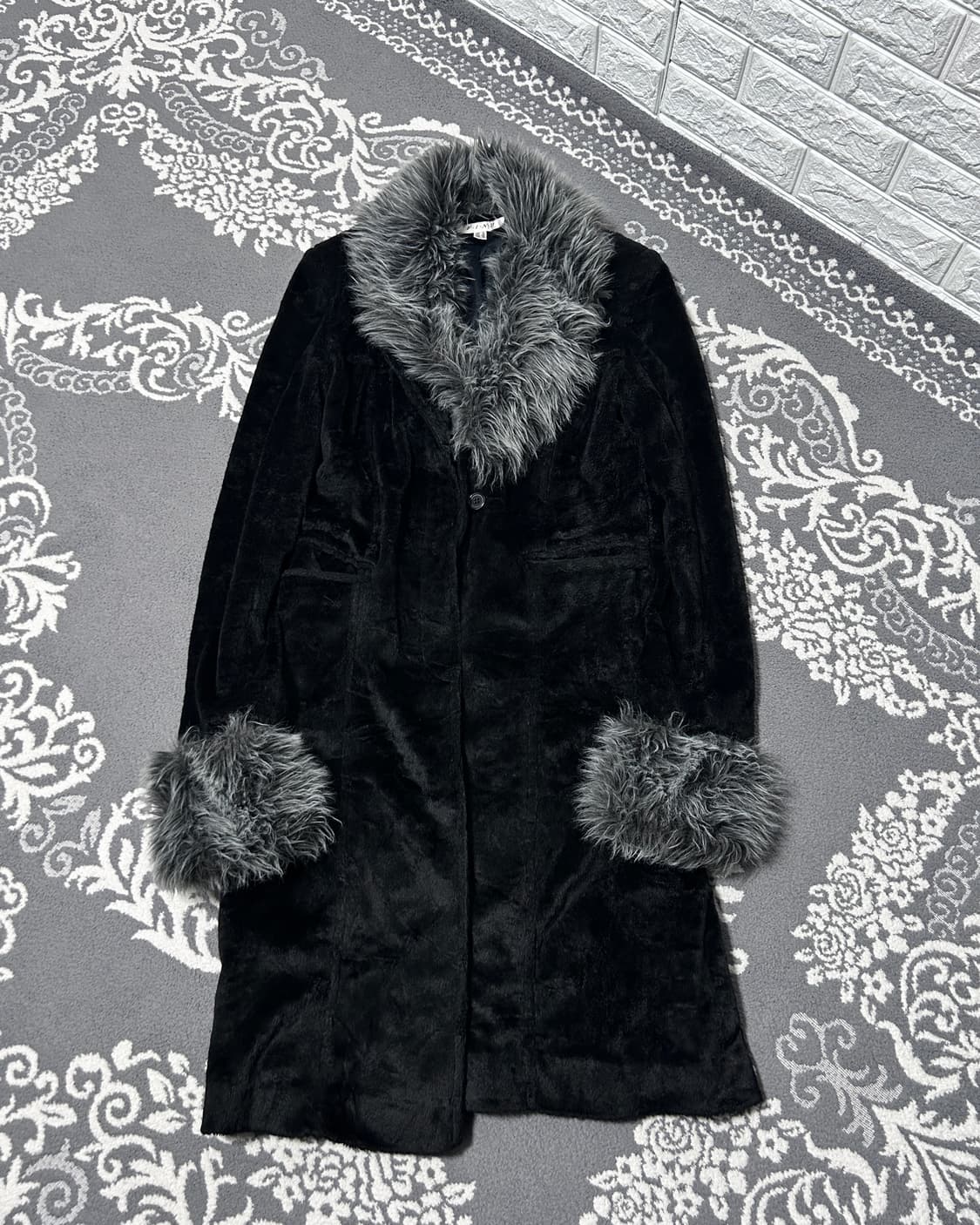 퍼 트리밍 벨벳 롱코트 상품이미지3