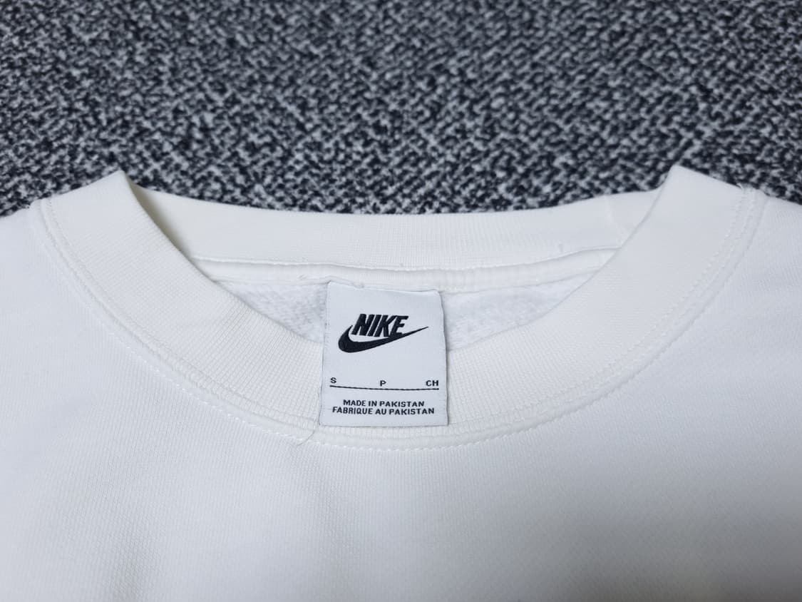 [무료배송][S]나이키 여성용 에센셜 기모 오버핏 크롭티 맨투맨 상품이미지6