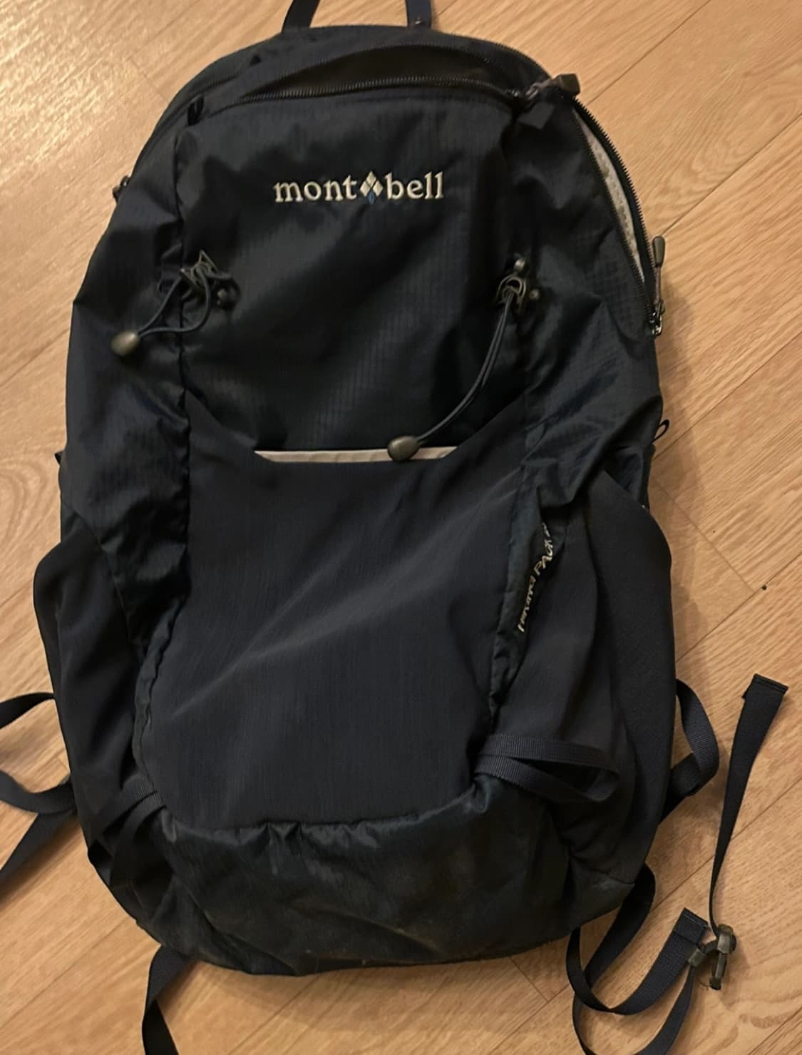 몽벨 하이킹팩 네이비 / 23L 상품이미지1