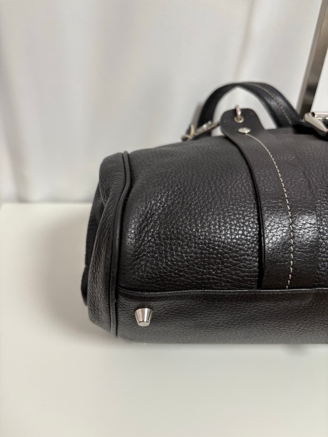 디올 레더 버클 숄더백 상품이미지3