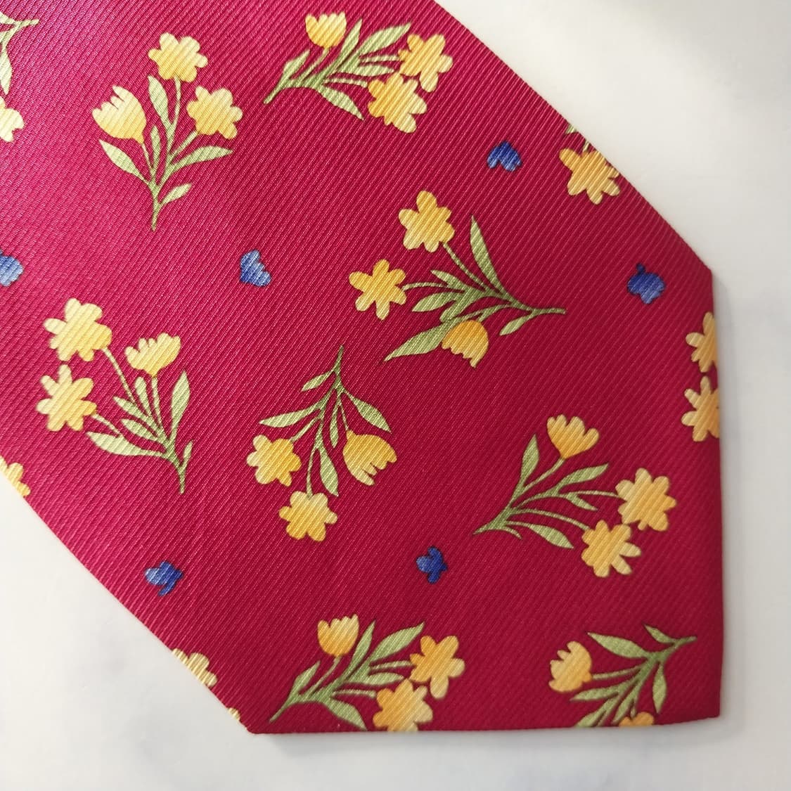 발망 실크 레드 플로럴 모티브 넥타이 9.9cm A+등급 K1604
 상품이미지9