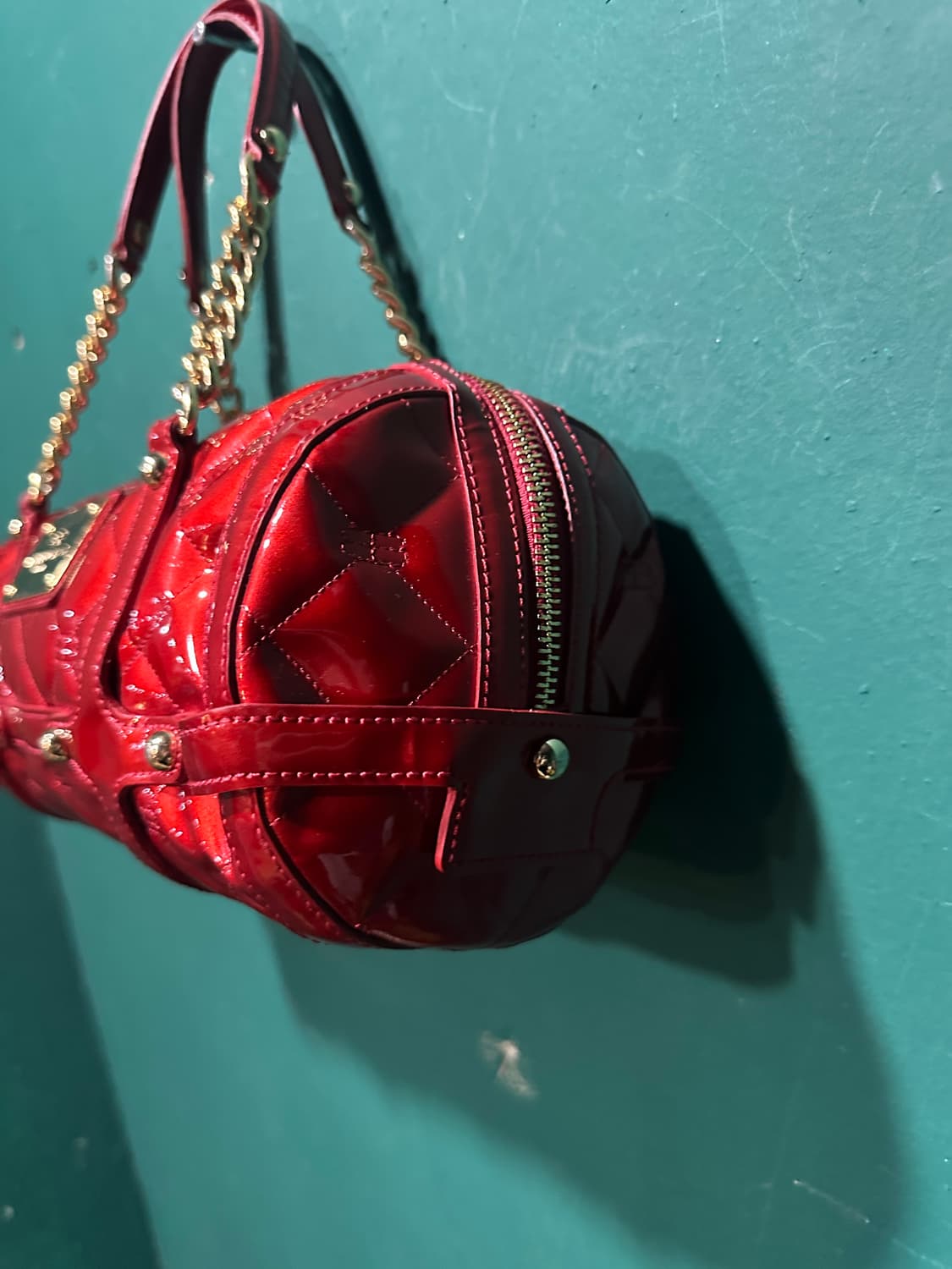 발렌시아가 에나멜 망치 숄더백 상품이미지3