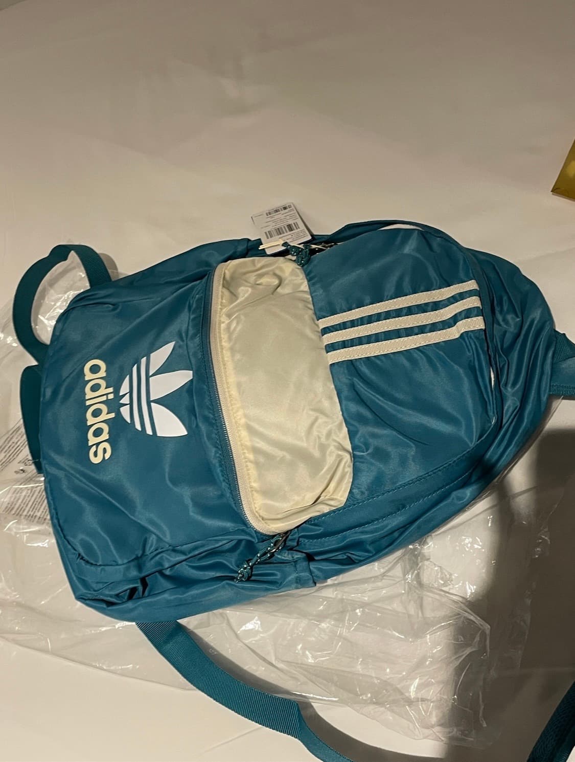 아디다스 백팩 상품이미지1