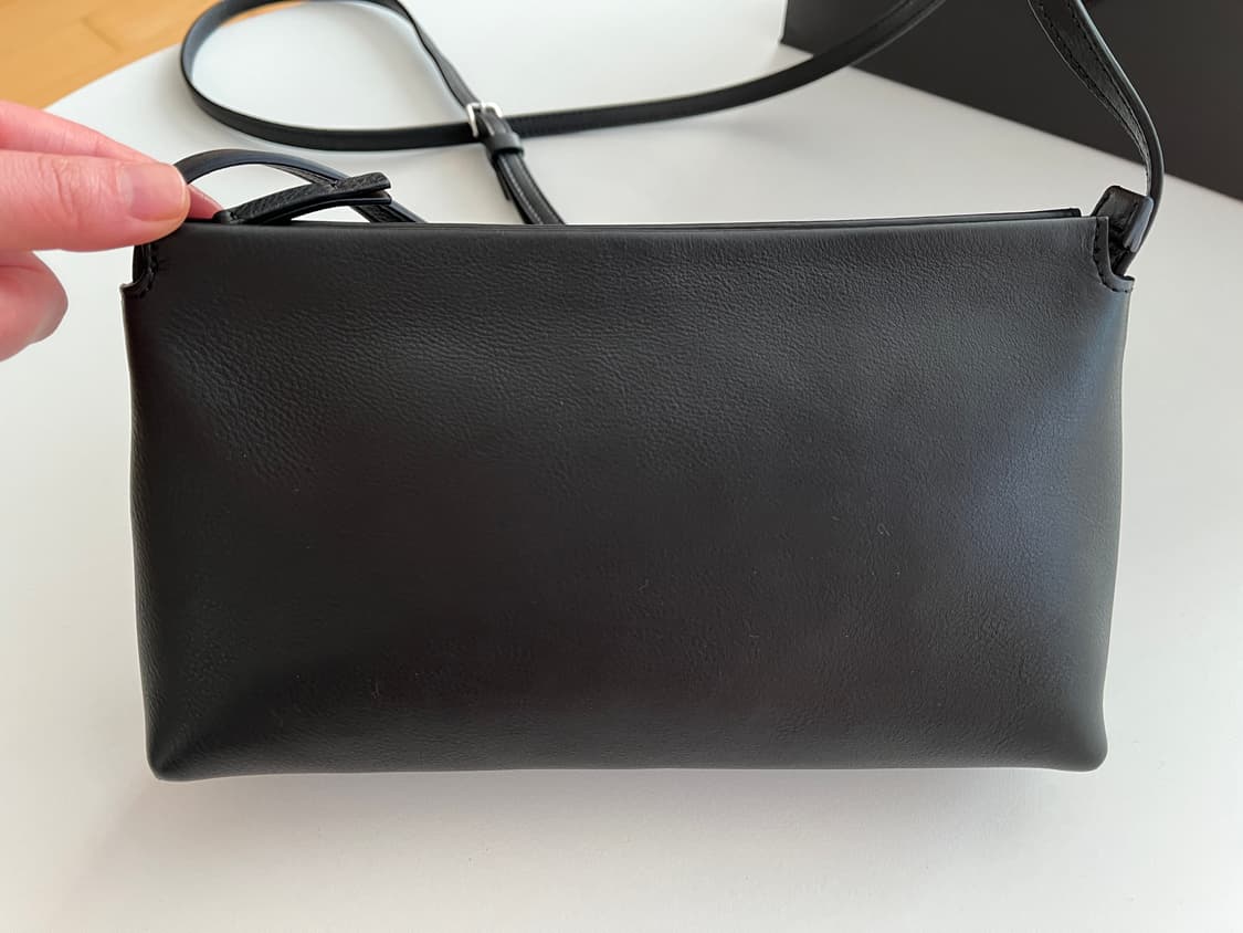 더로우 The row 가죽 크로스백 블랙 rene 신상품 상품이미지3