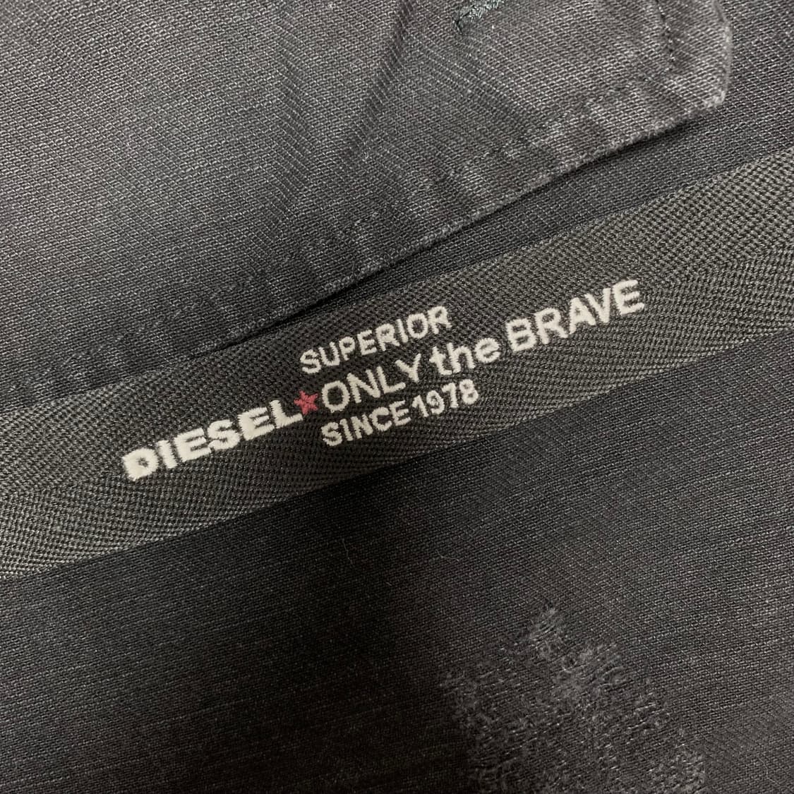 디젤 디스트레스드 오버사이즈 블랙 데님 셔츠 상품이미지6