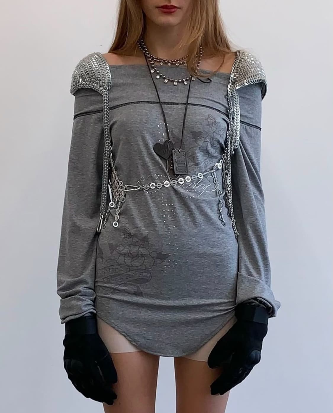 스컬프터​ 에드하디Raglan Off-Shoulder Tee 그레이 M 상품이미지1