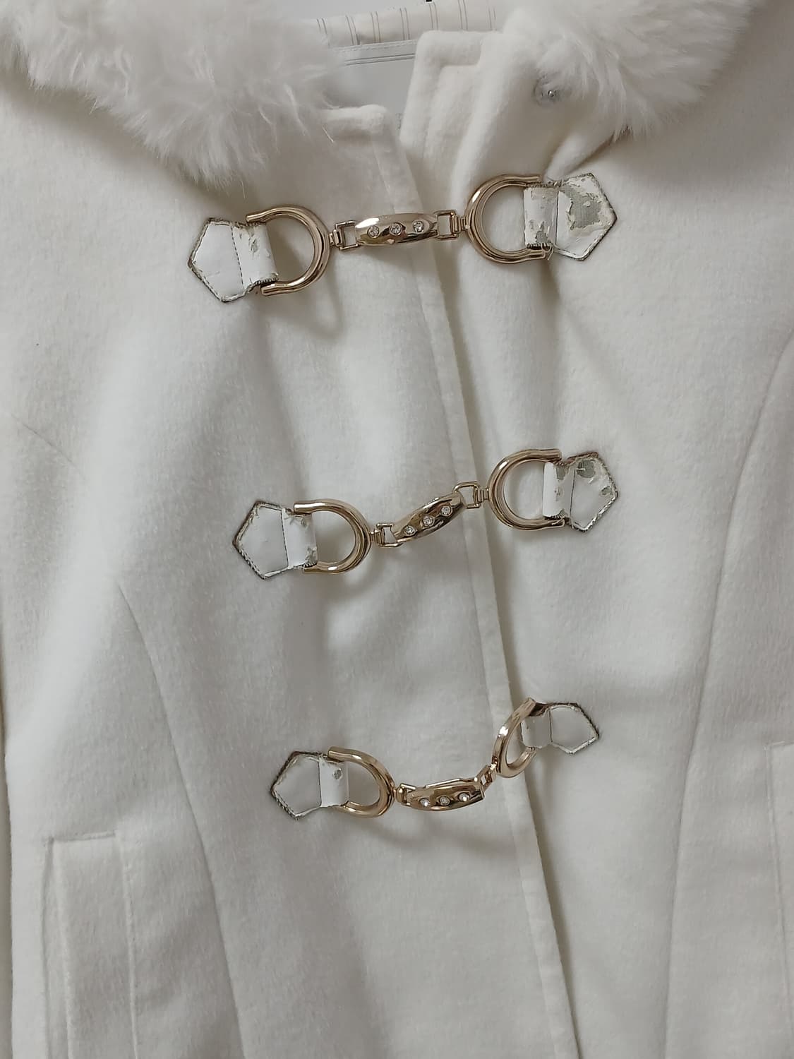 달천깔 걸리 스나계 세실맥비 생화이트 숏코트 판매합니다 상품이미지2