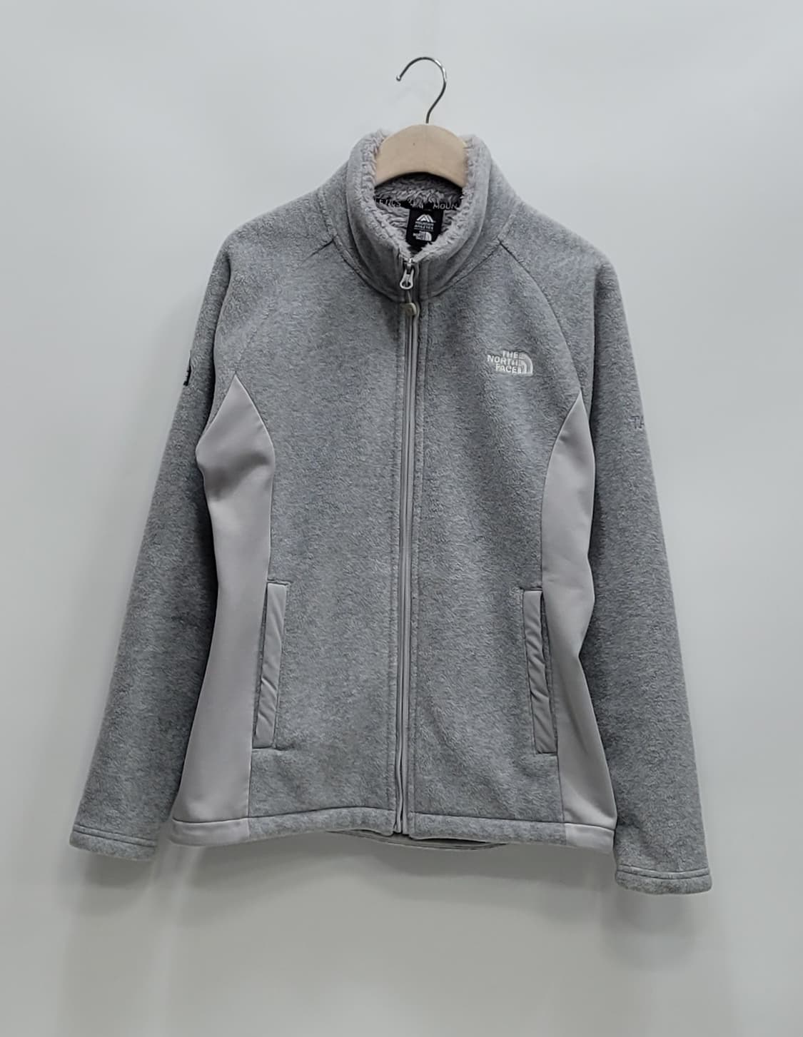 노스페이스 마운틴 애슬레틱 모크넥 기모 플리스 자켓 / 여 90 그레이
 상품이미지1
