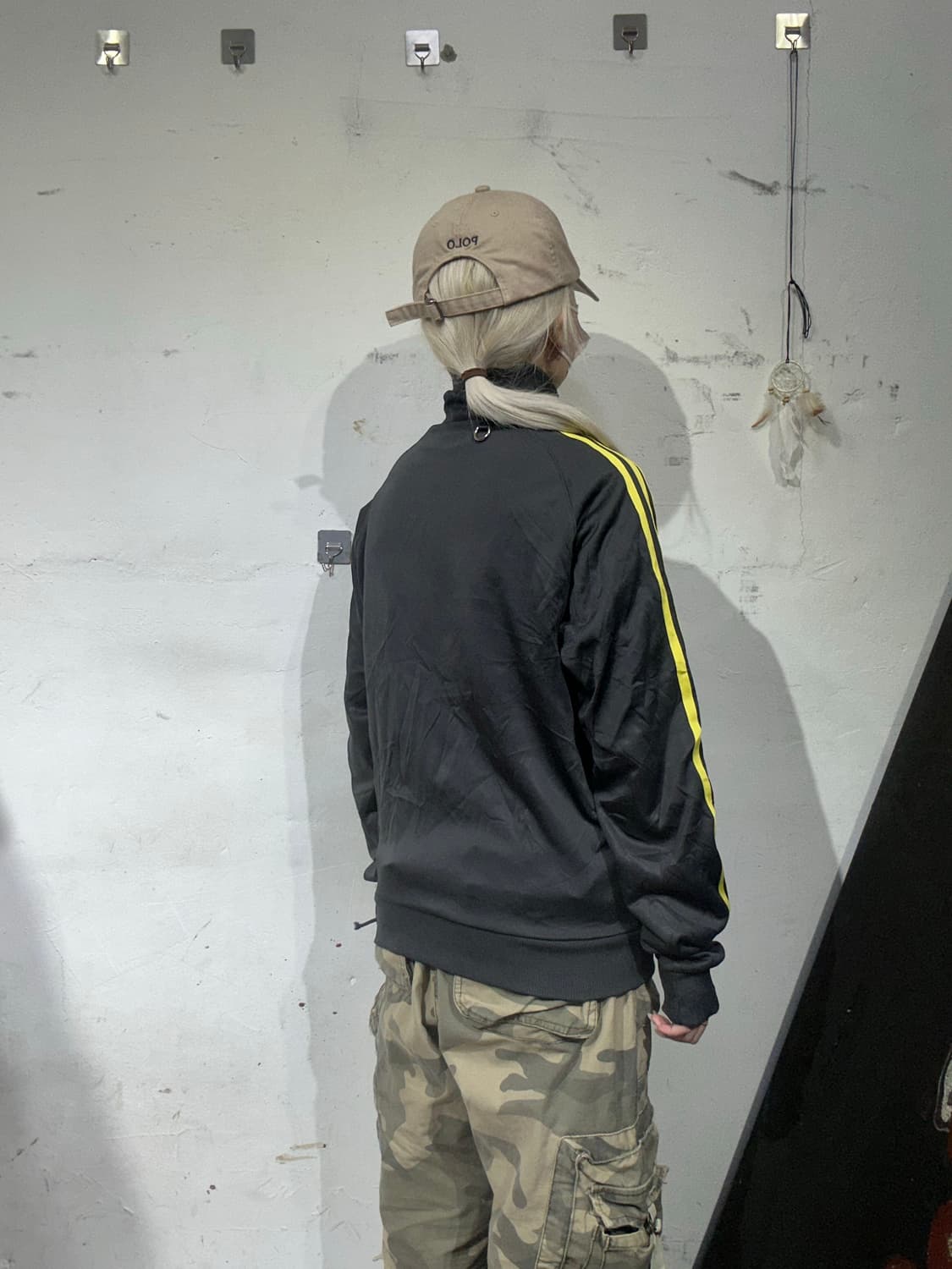 00s 아디다스 차콜 옐로우 삼선 프린팅 오버핏 트랙탑 져지 M 상품이미지3