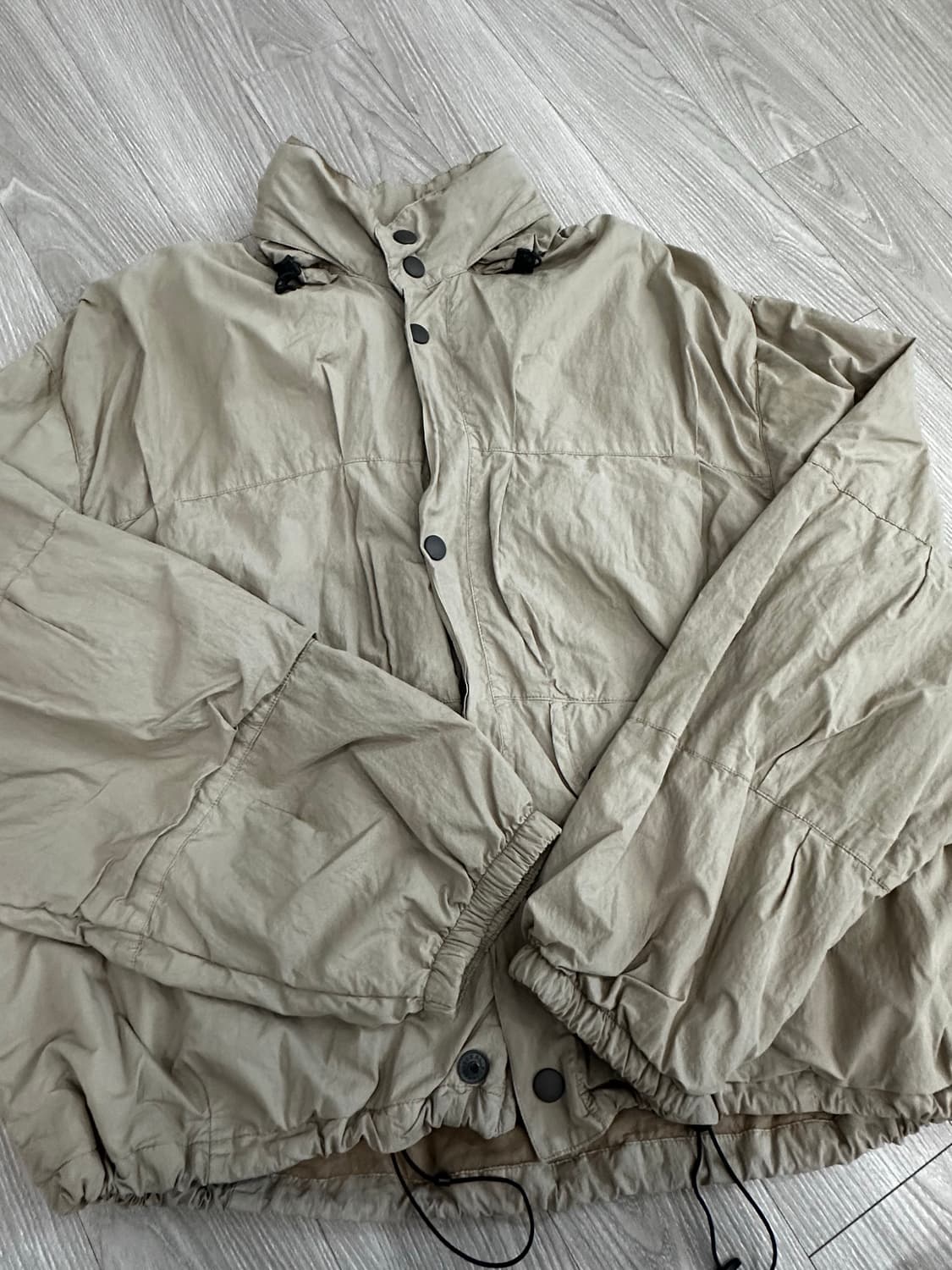 아워레가시 엑스해일 푸파 파라슈트 포플린 메탈릭 샌드 48 상품이미지1