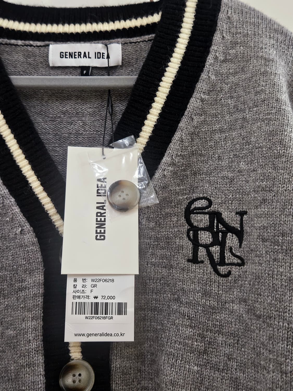 [새상품] 제너럴아이디어 프레피 니트가디건 상품이미지2