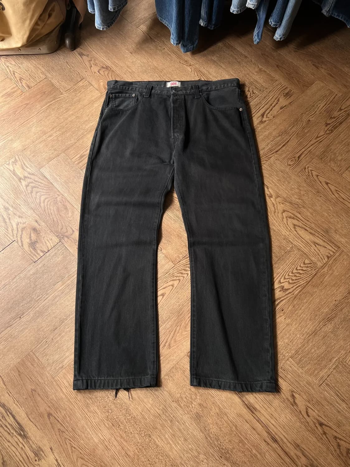 [38]리바이스 유럽 501 스트레이트 흑청 데님 팬츠 상품이미지1