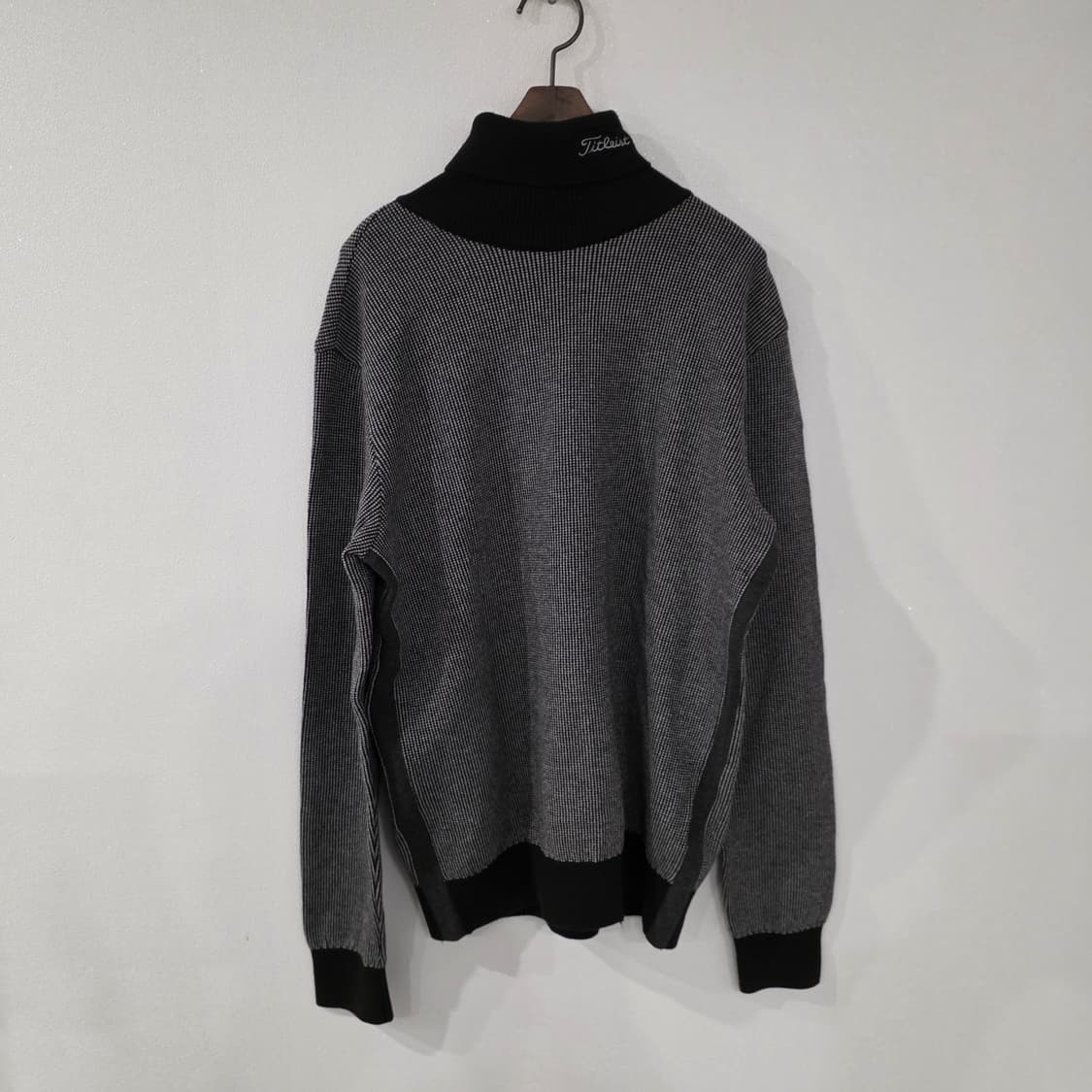 타이틀리스트 터틀넥 니트 M(95) 상품이미지5