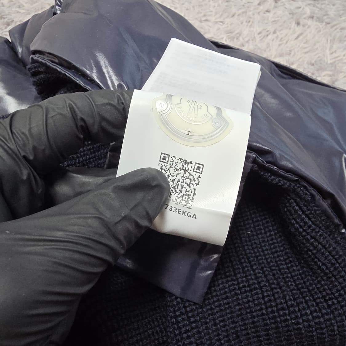 {클로젯}[S][실측M]몽클레어 마글리오네 유광 삼선 니트패딩 상품이미지6