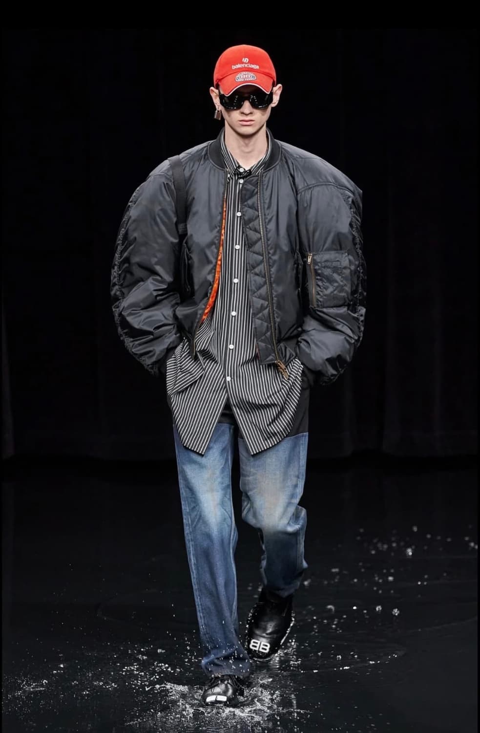 [46] 발렌시아가 스테로이드 봄버 상품이미지1