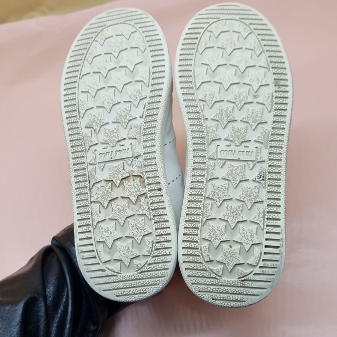 Miu 레더 여성스니커즈36 220 상품이미지3