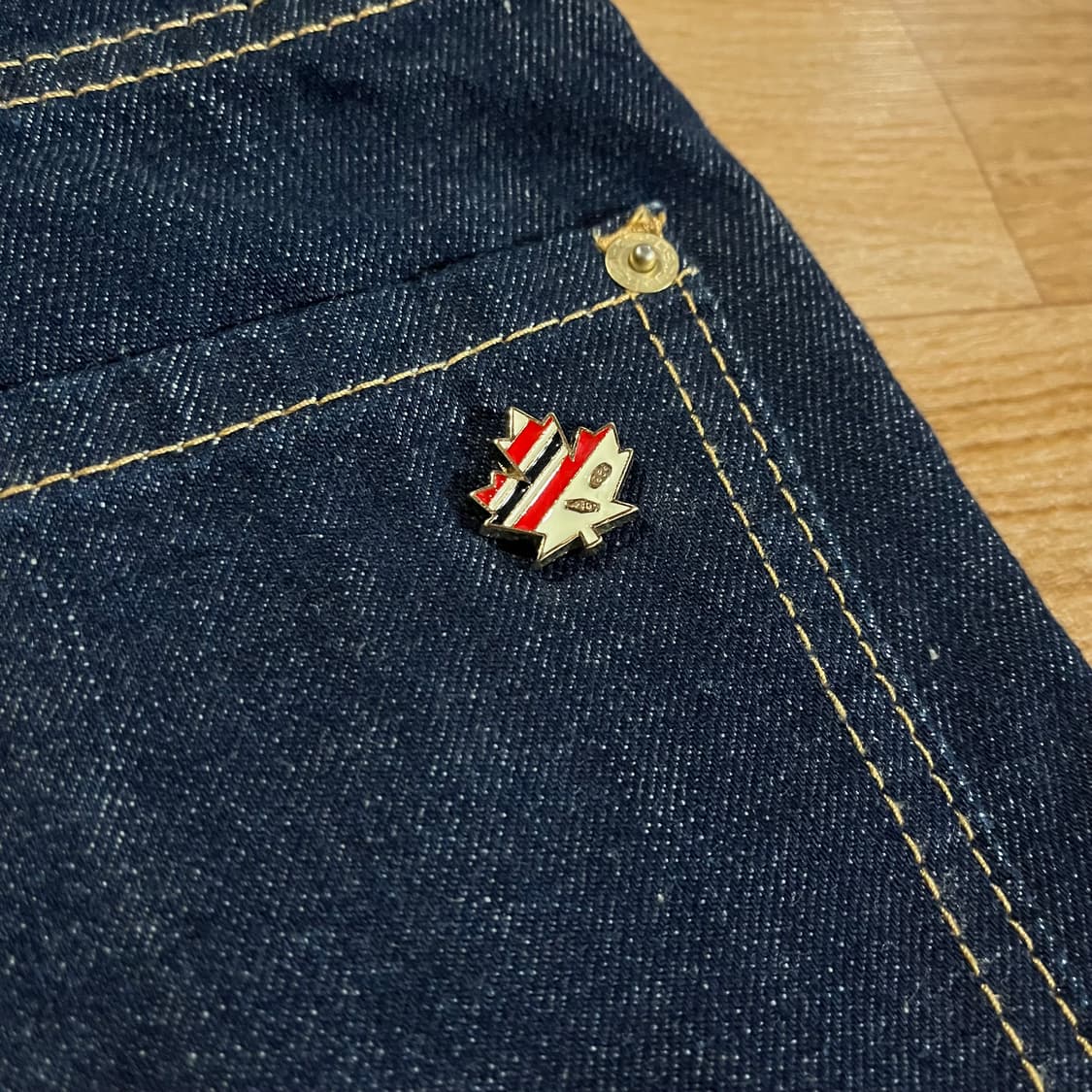 [30] 디스퀘어드 메이플로고 생지데님 상품이미지5