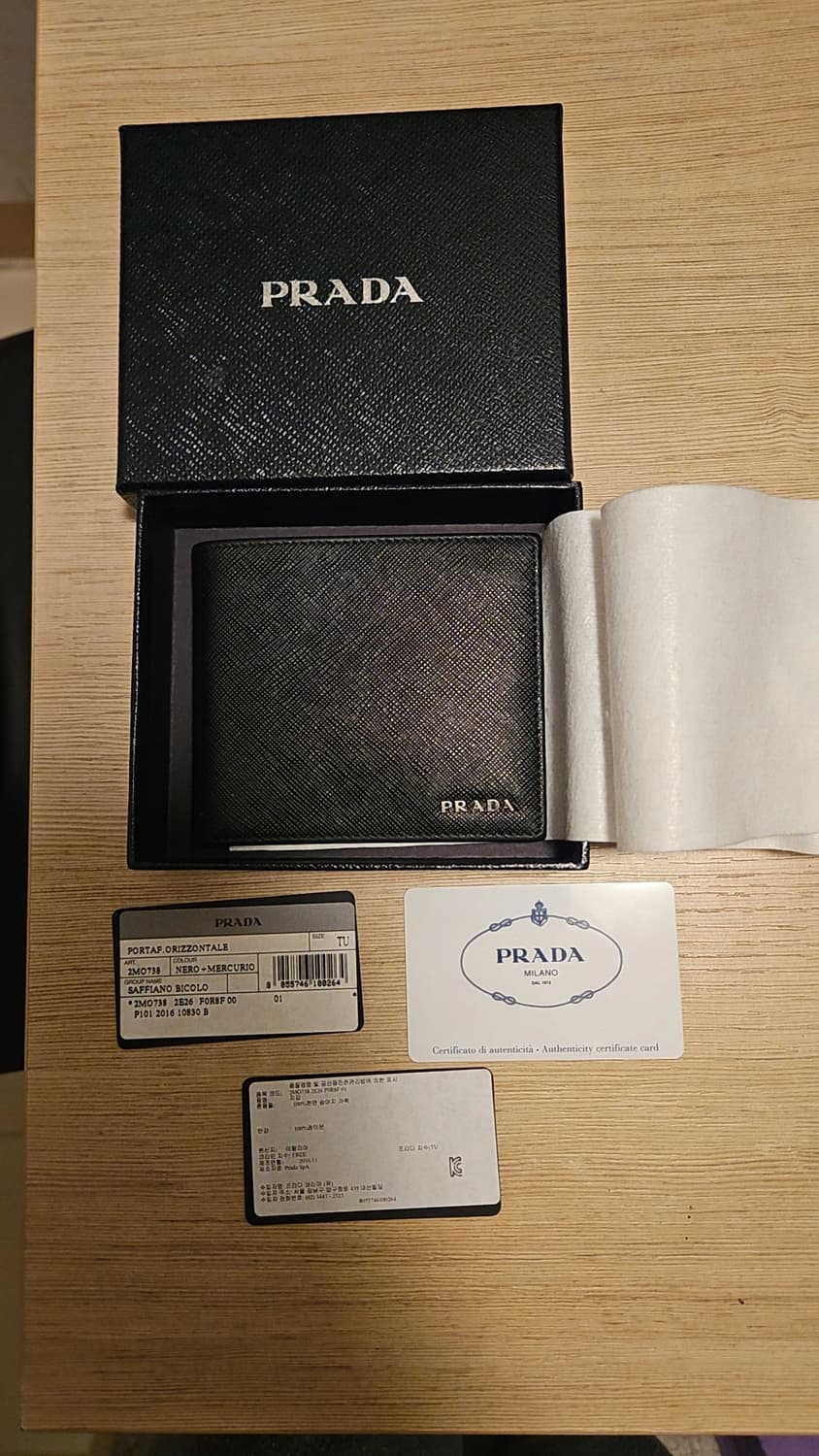 프라다 사피아노 반지갑(새상품급,풀구성,정품인증) 상품이미지3