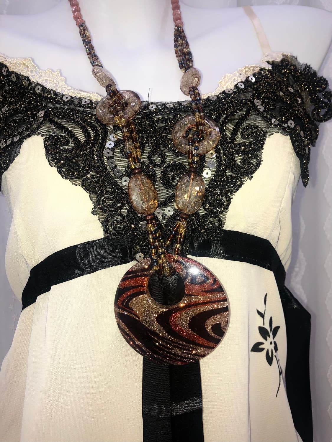 brown oriental necklace 상품이미지1