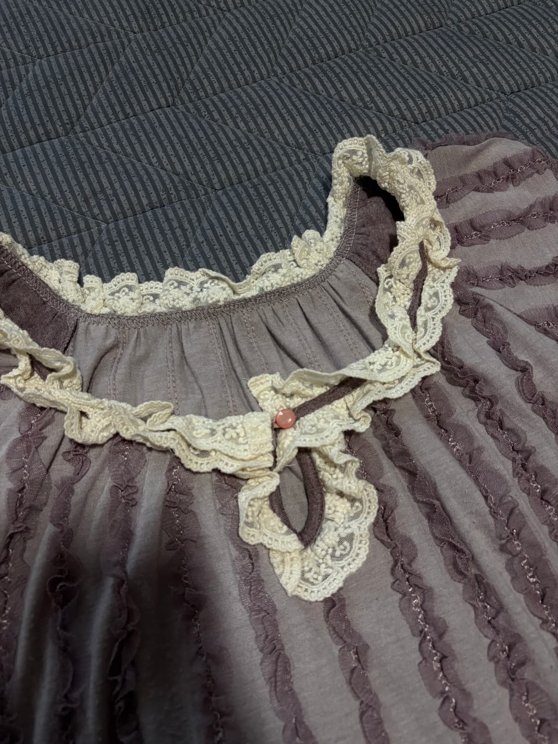 Purple lace top 상품이미지3