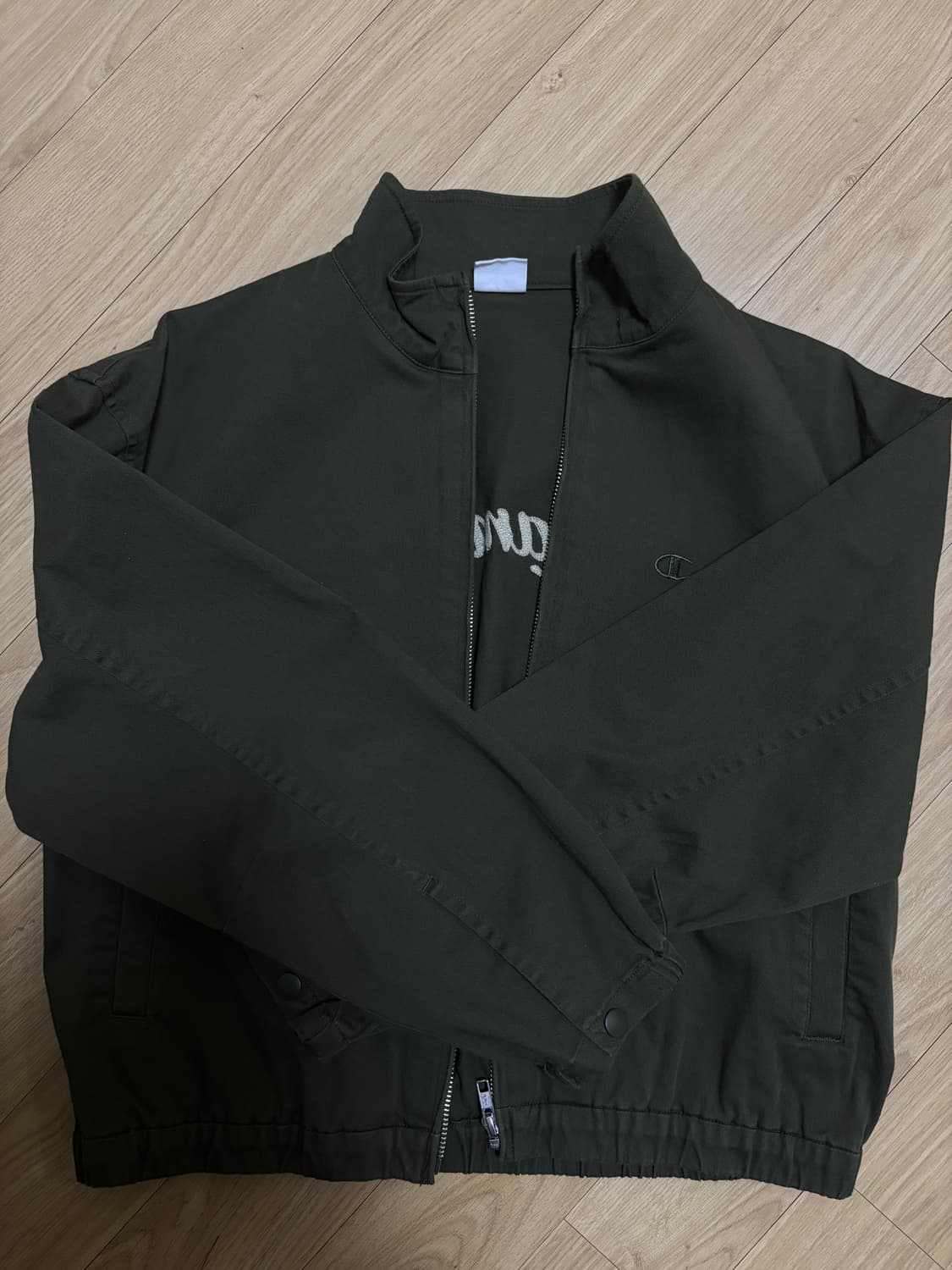 챔피온 자켓 카키색 상품이미지2