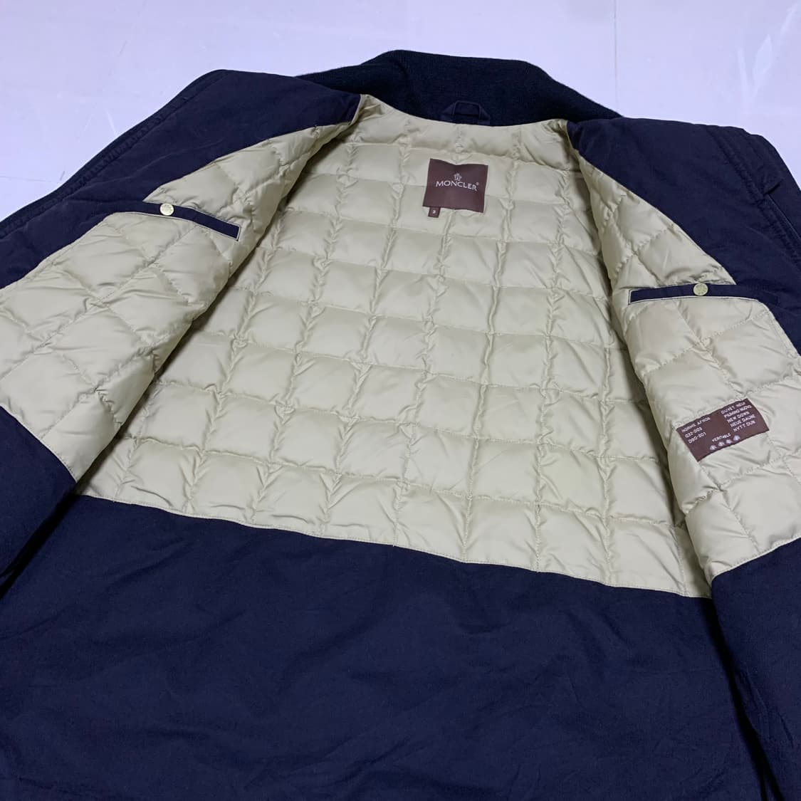 Moncler 몽클레어 클래식 커버올 상품이미지7