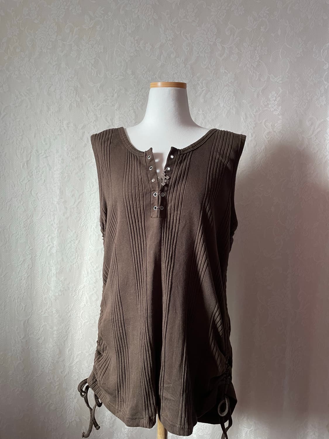 Cornflake브라운 크로스 레이스업 골지 나시 상품이미지5