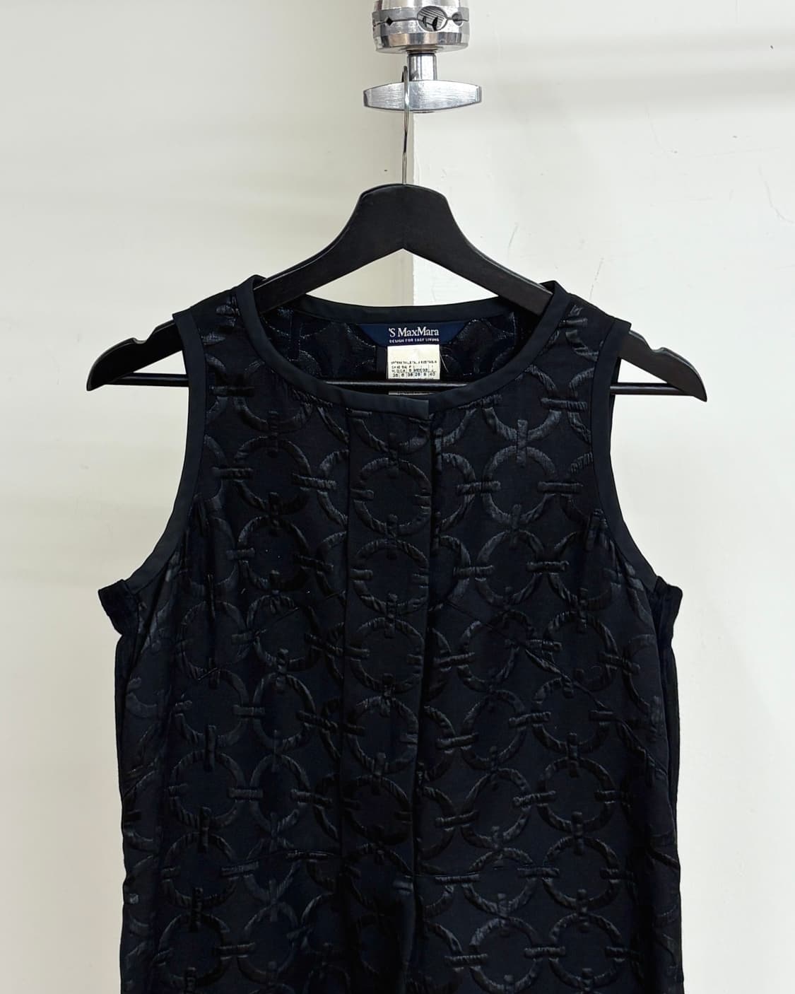 막스마라 블랙 패턴 자카드 슬리브리스 원피스 상품이미지2