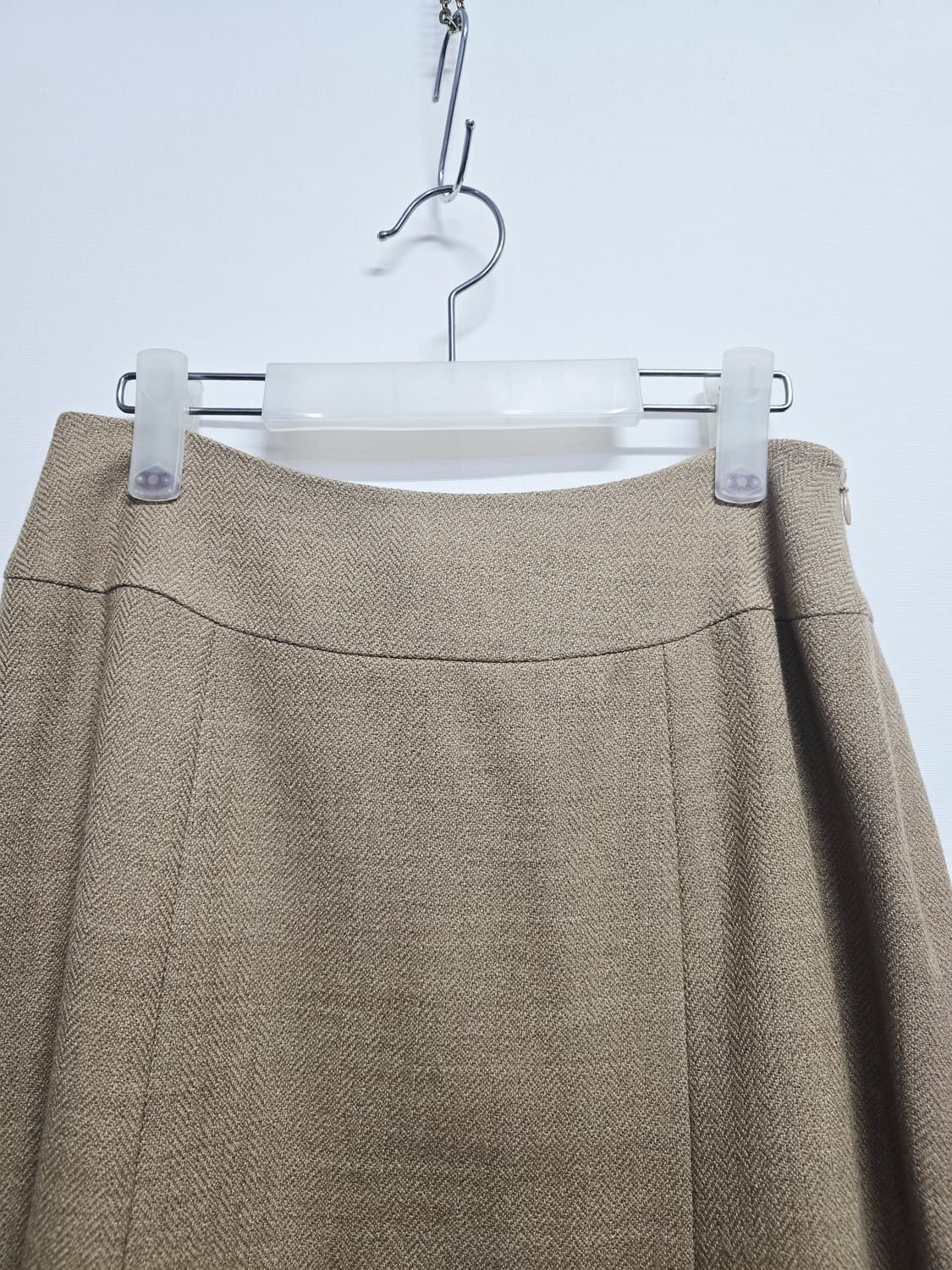 신장경 베이지 A라인 미디 스커트 상품이미지2