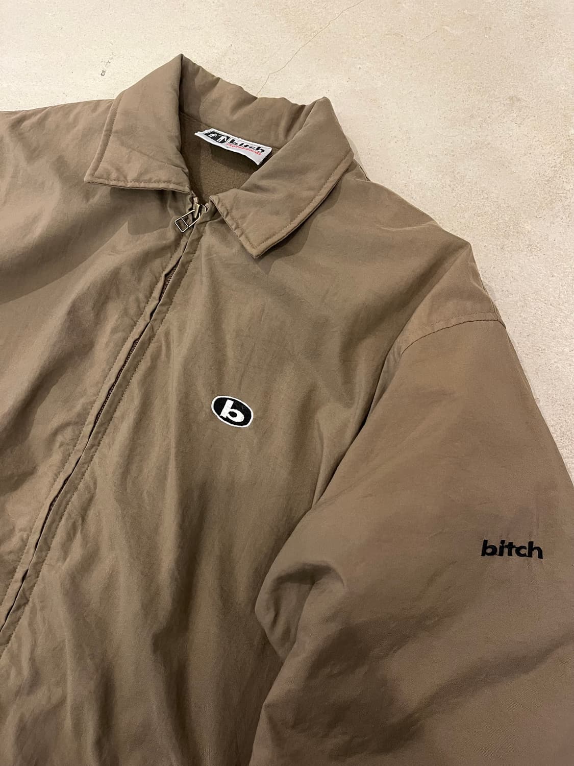 빈티지 BITCH 스케이트 폴리자켓 상품이미지1