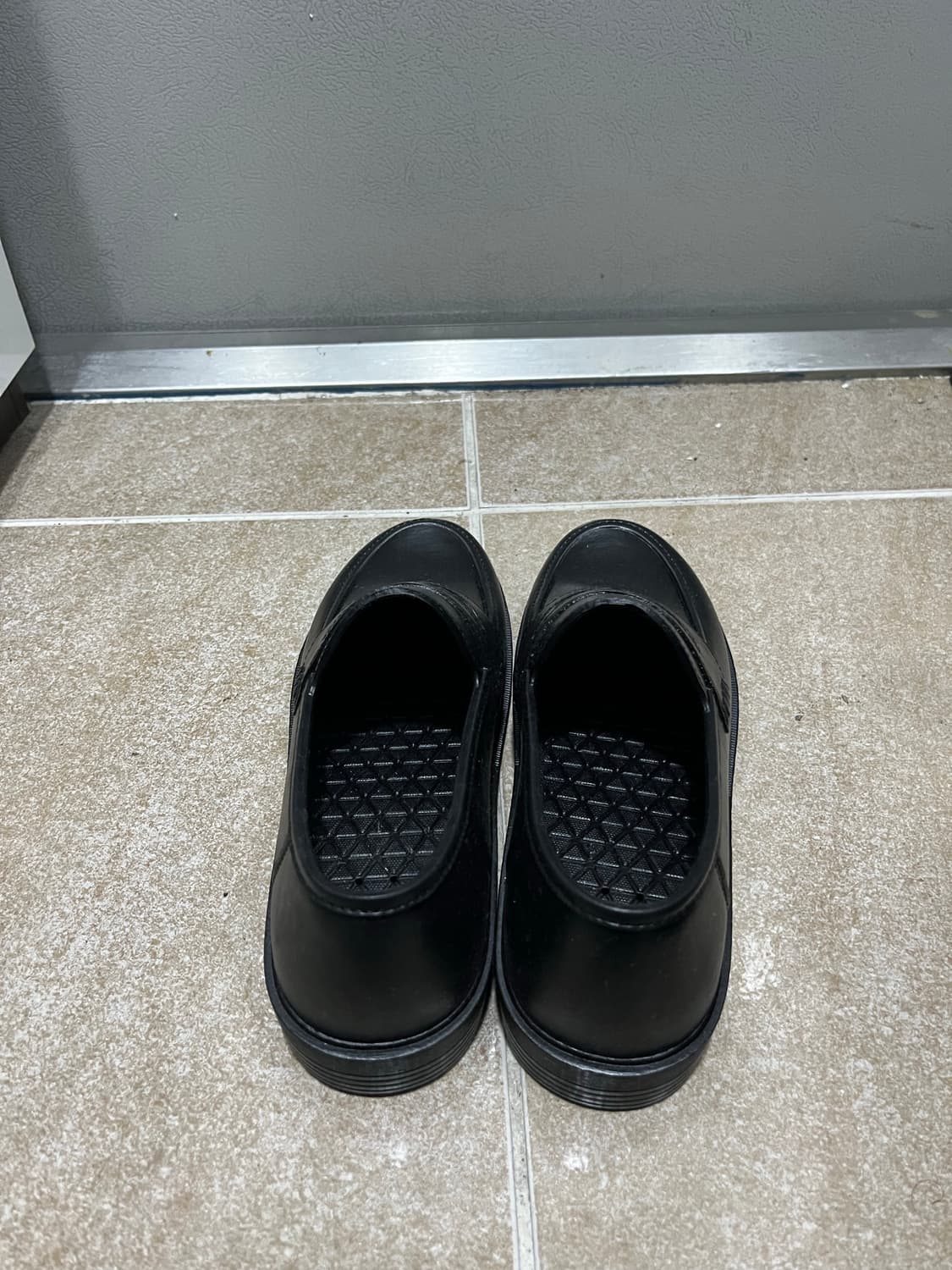 ‼️새상품) MARUGO 블랙 로퍼 미끄럼방지 245 상품이미지3