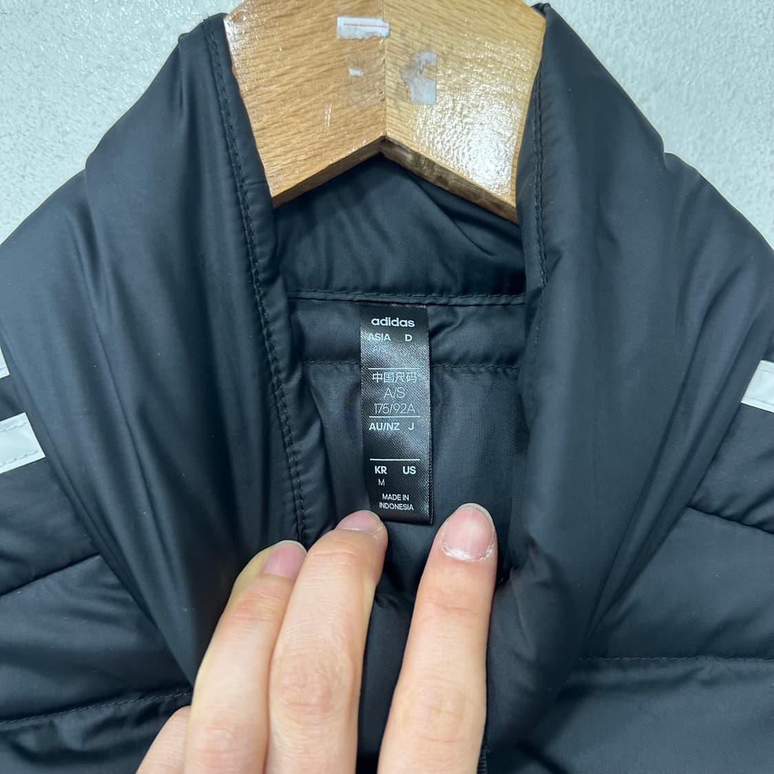 아디다스 경량 패딩 상품이미지3