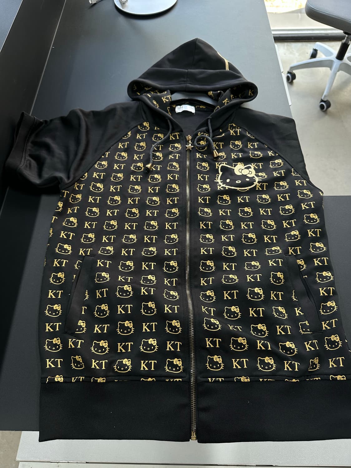 헬로키티 빅백로고 갸루 반팔후드집업 상품이미지7