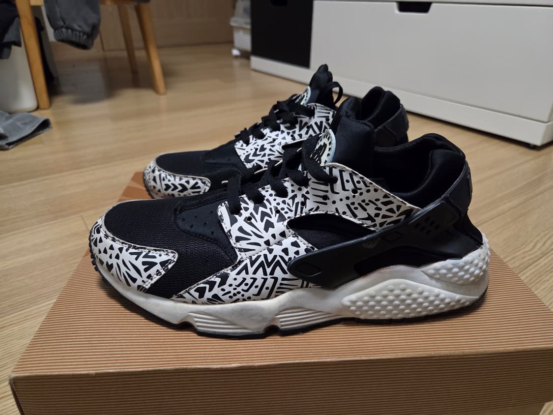 나이키 허라취 런  프린트  상품이미지2