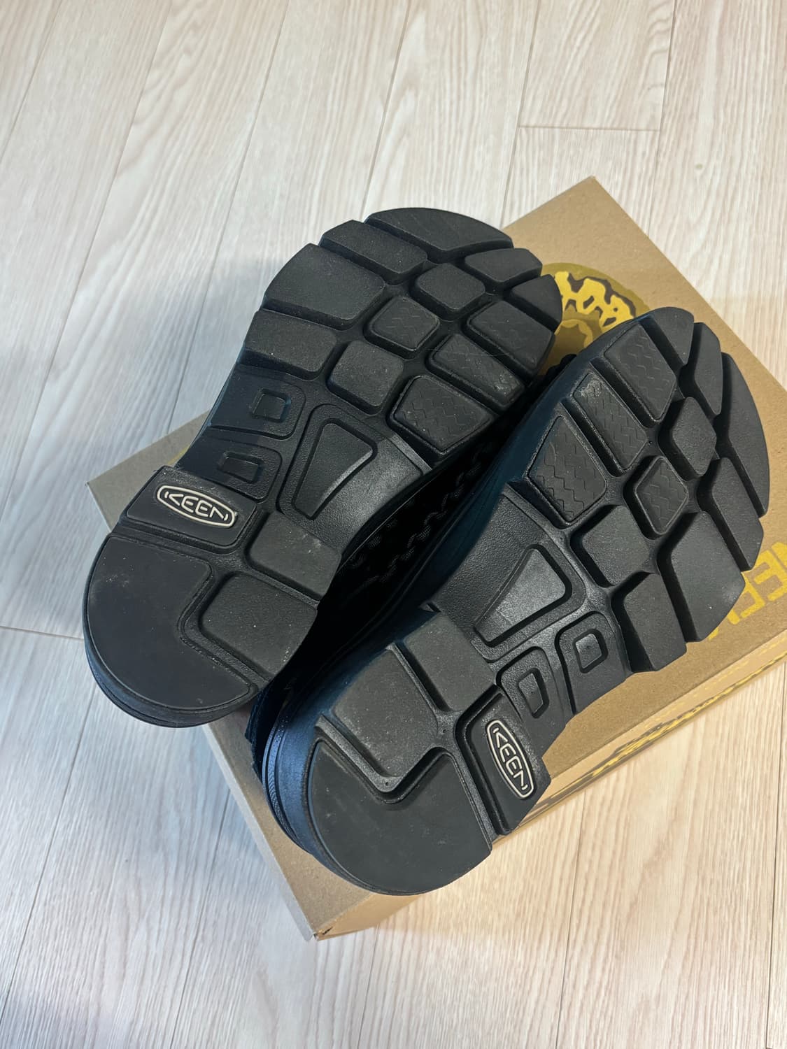 킨 keen 유니크 플랫폼 메리제인 샌들 250 사이즈 새상품 상품이미지2