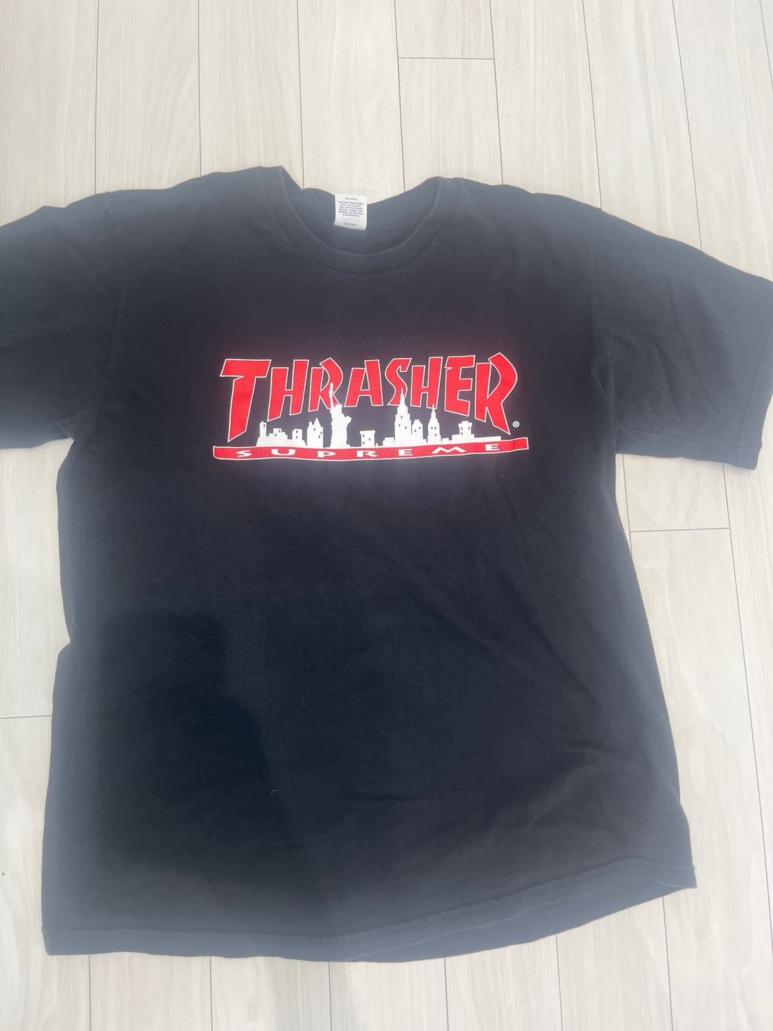 슈프림 x 트레셔 스카이라인 티셔츠 블랙 - 21FW 라지 상품이미지1