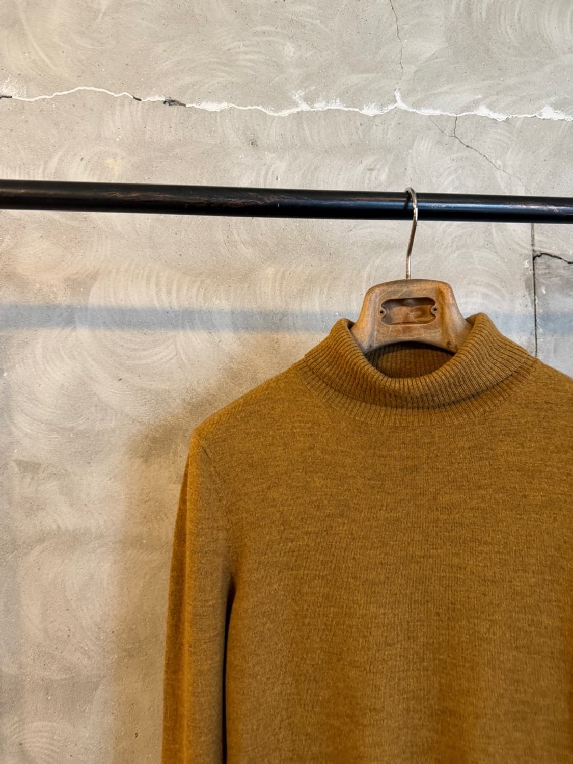 아페쎄 터틀넥 니트 100 상품이미지2