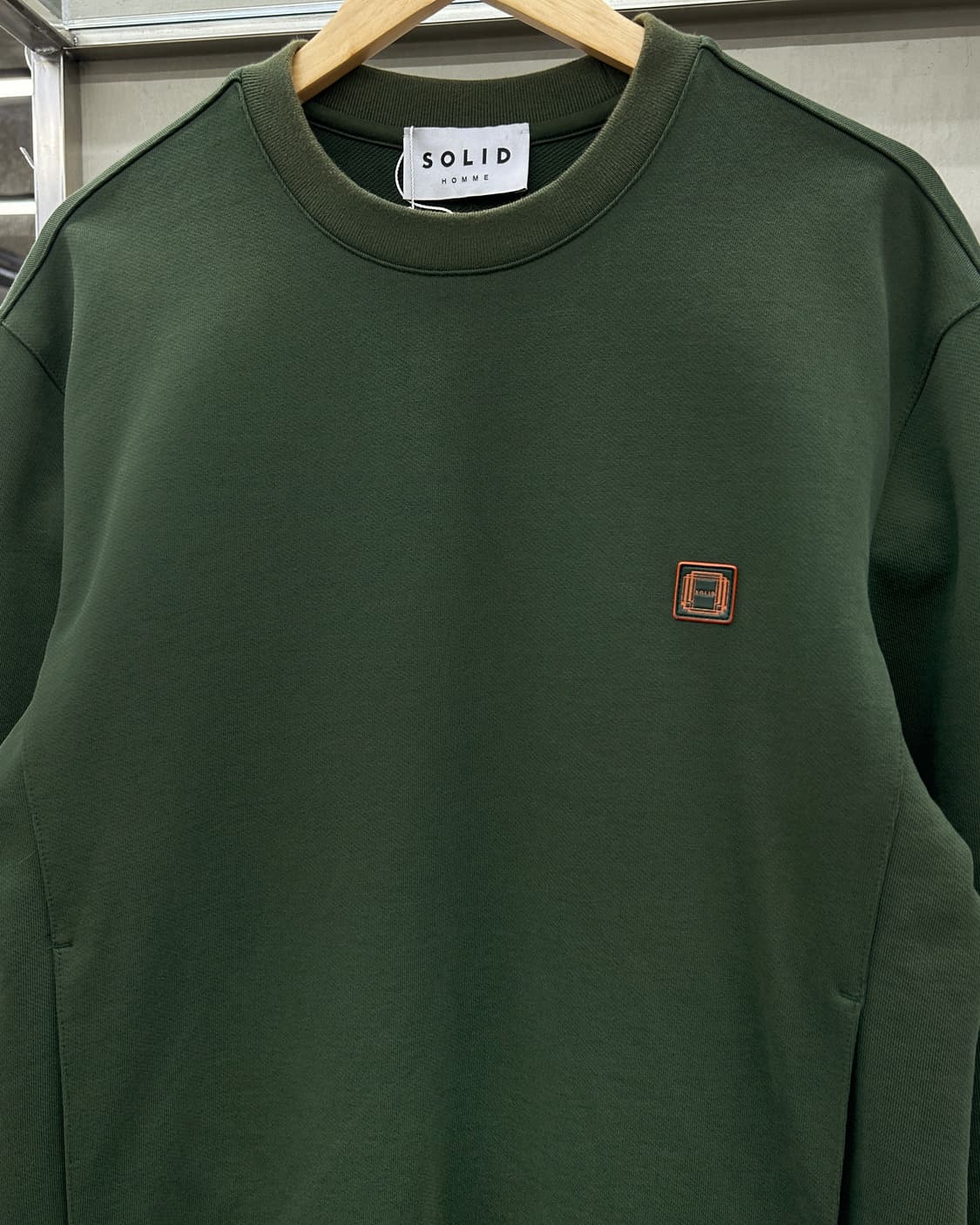 솔리드 옴므 백로고 크루넥 스웻 셔츠 상품이미지5