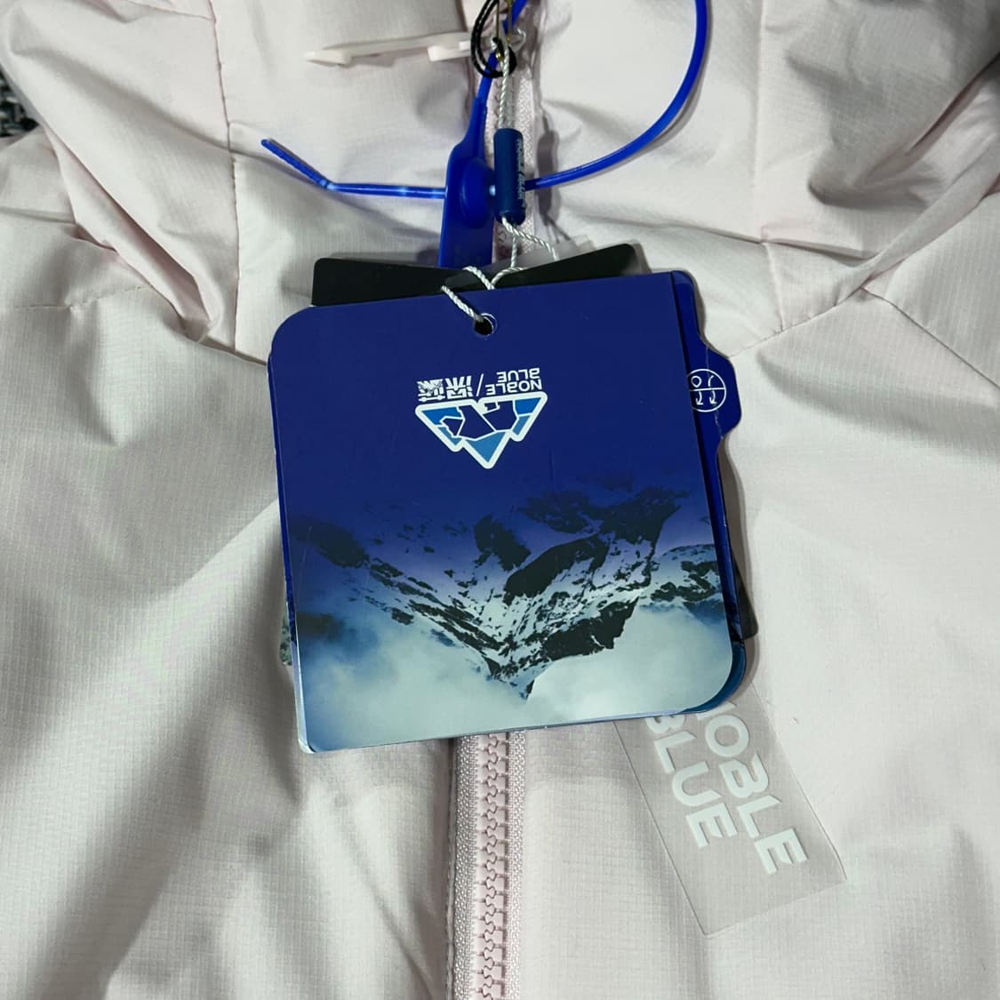 (새상품) 스톤소프트 경량 후드 패딩 점퍼 상품이미지4