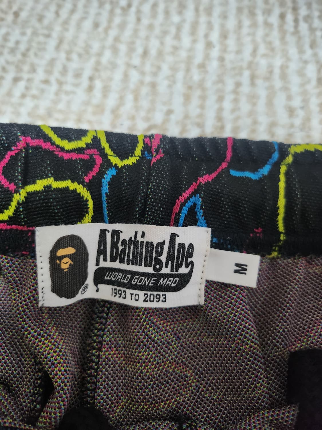 베이프 네온사인 팬츠 2025신작 상품이미지4