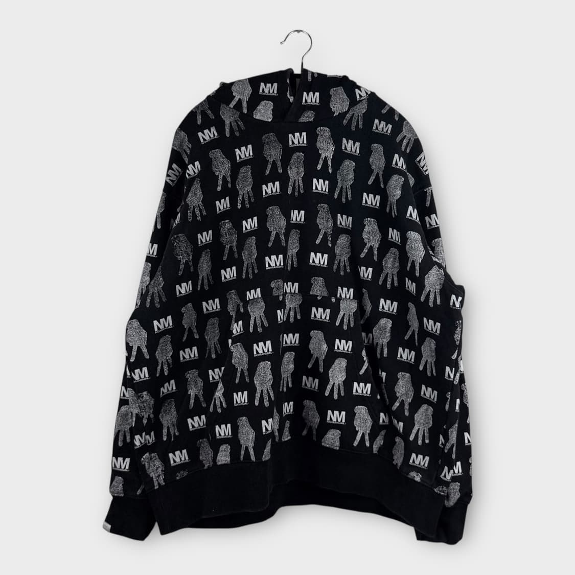 (105) 노메뉴얼 멀티 그래픽 후드 티 블랙 상품이미지1