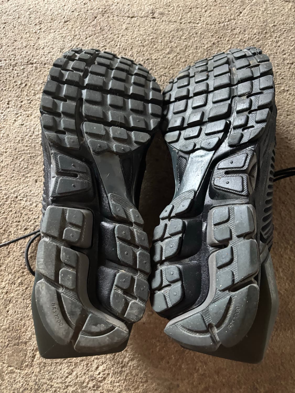 NIKE C A-COLD-WALL Zoom Vomero 5 Black 상품이미지4