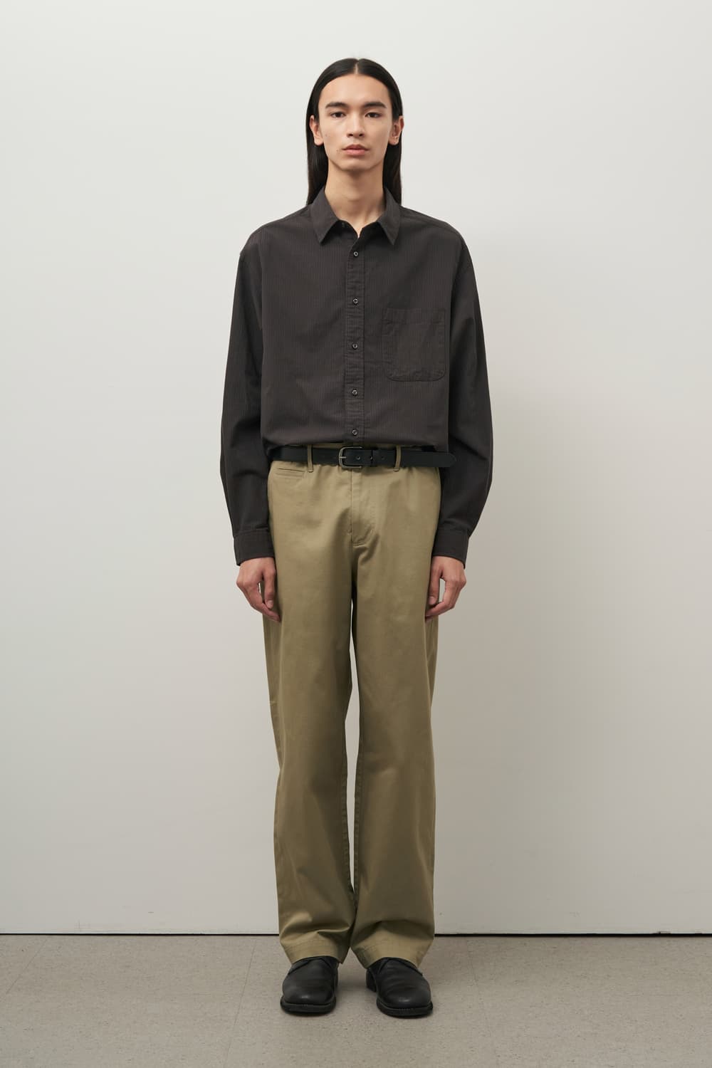 러프사이드 프라이머리 셔츠 차콜 핀스트라이프 3사이즈 상품이미지1