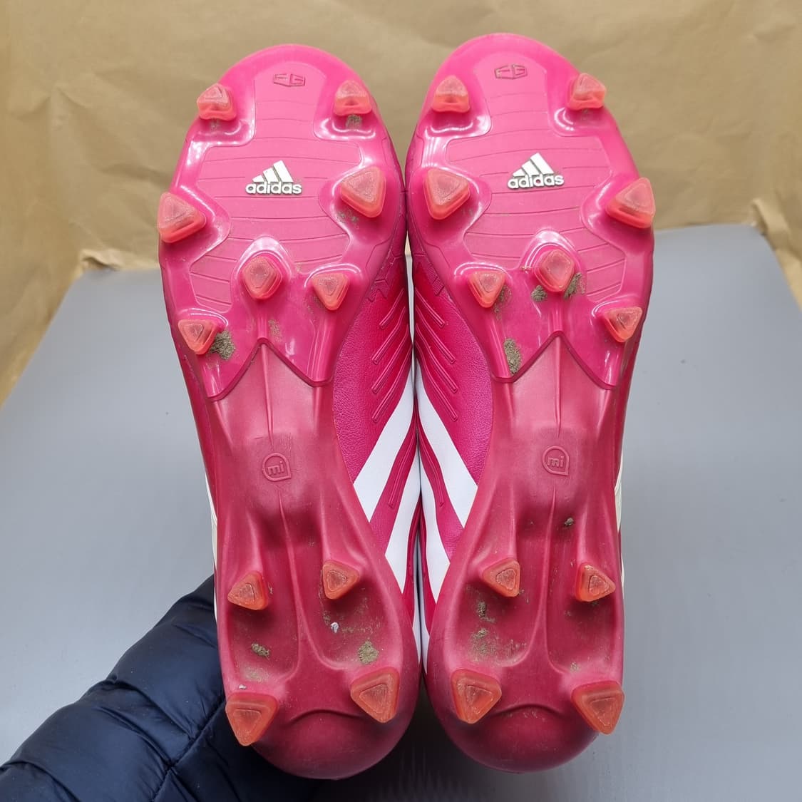 아디다스 프레데터 리셀존 축구화305 상품이미지3