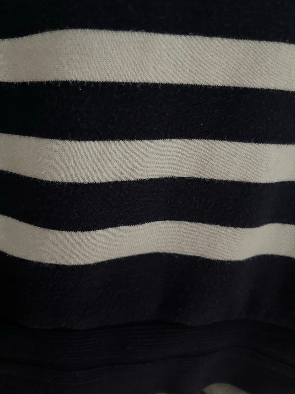 라코스테 스트라이프 맨투맨 네이비 상품이미지2