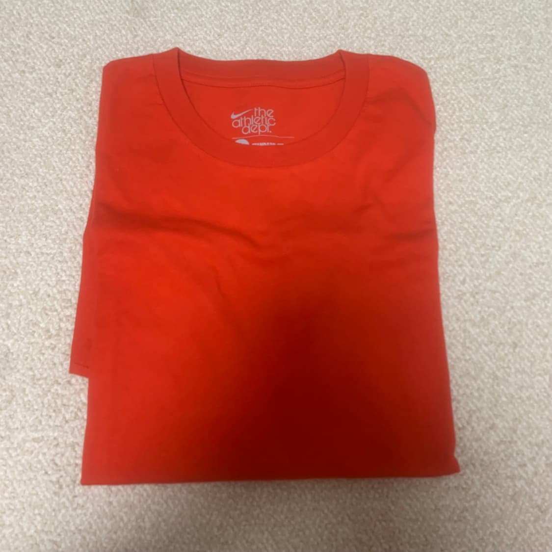 나이키 래드 라운드 반팔티셔츠 100 미사용 상품이미지1